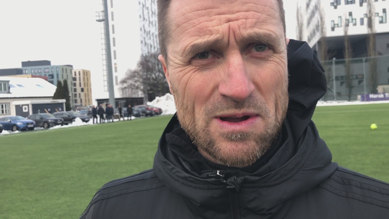 - Dino må stå over